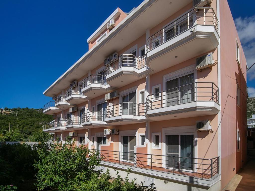 Himara Royal Hotel Ngoại thất bức ảnh