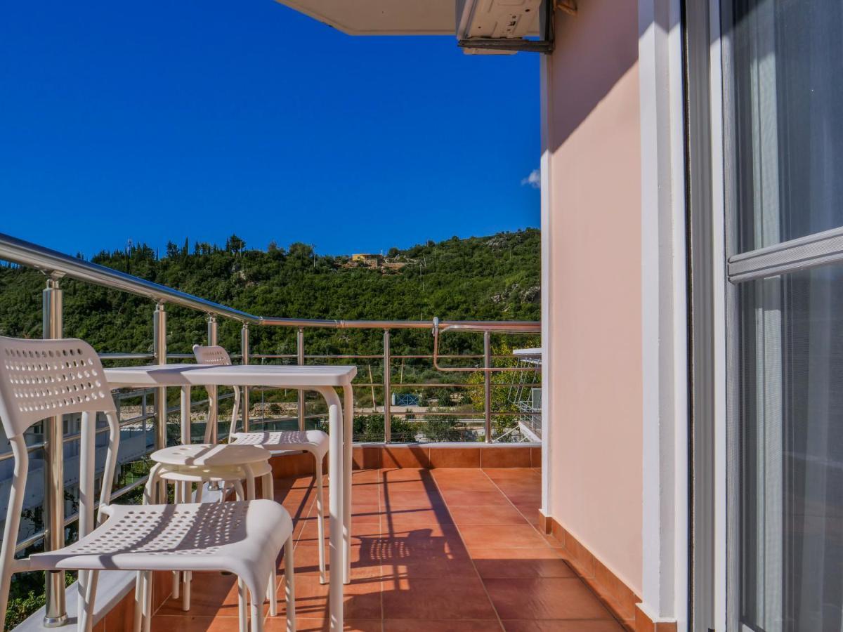 Himara Royal Hotel Ngoại thất bức ảnh