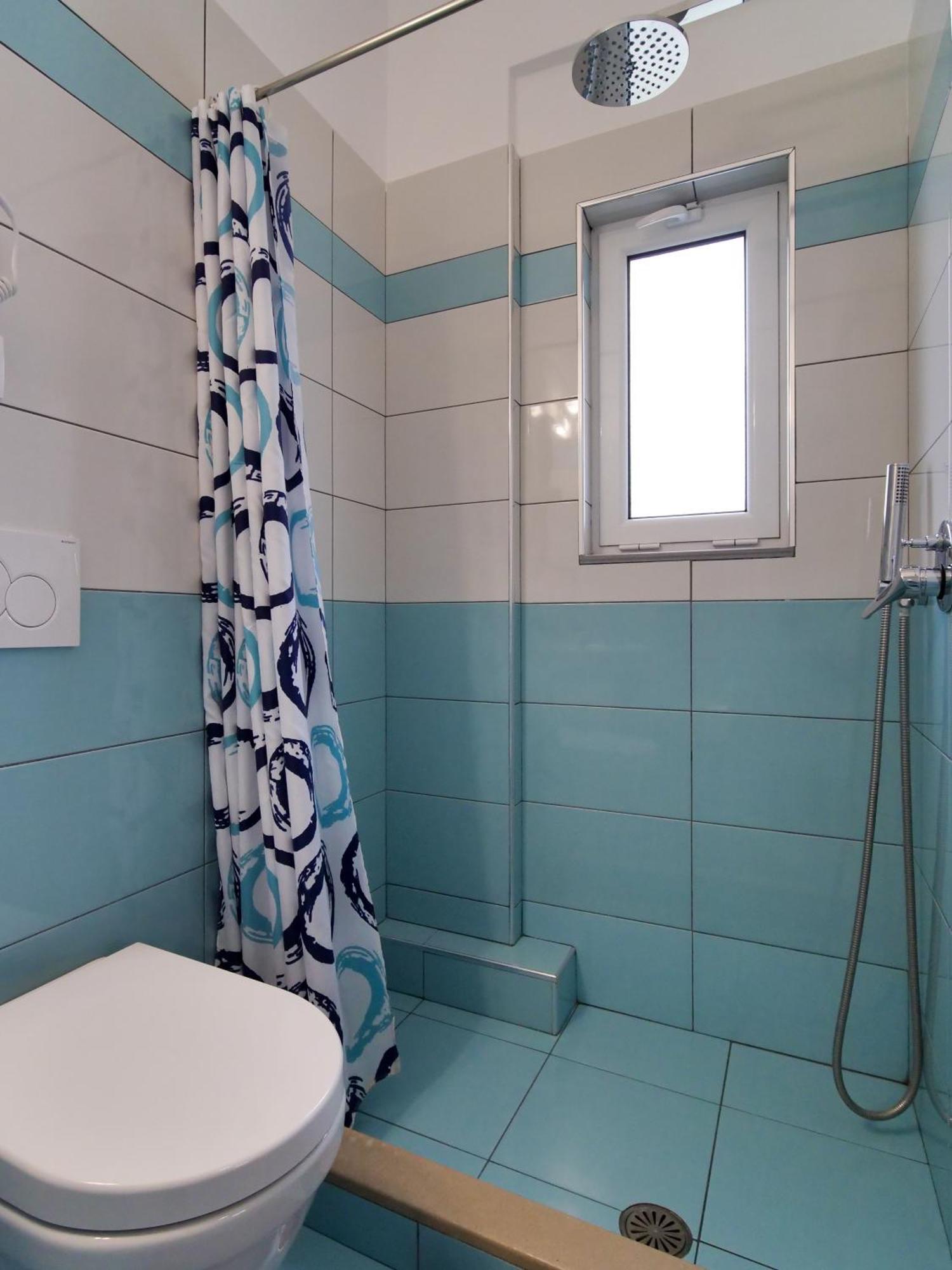 Himara Royal Hotel Ngoại thất bức ảnh
