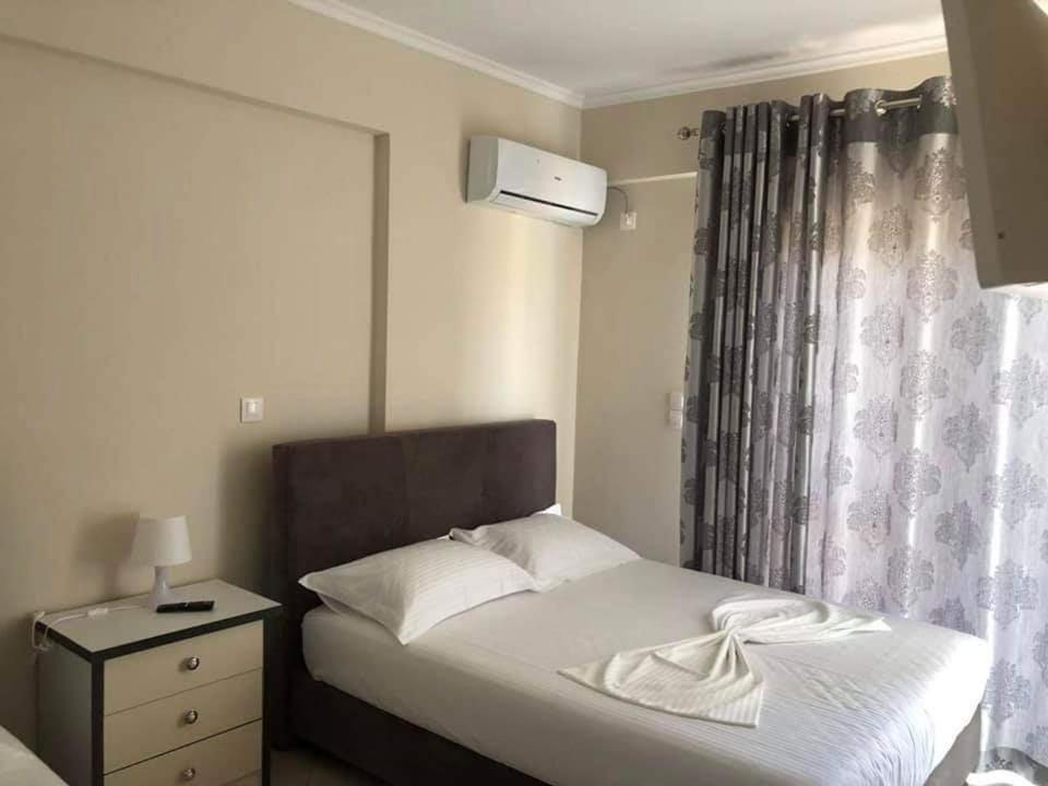 Himara Royal Hotel Ngoại thất bức ảnh